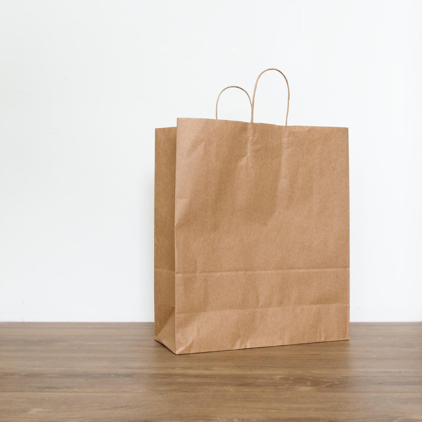Top 5 Advantages of Using Paper Bags