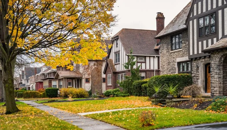 Is The Fall Season A Good Time To Sell A House?