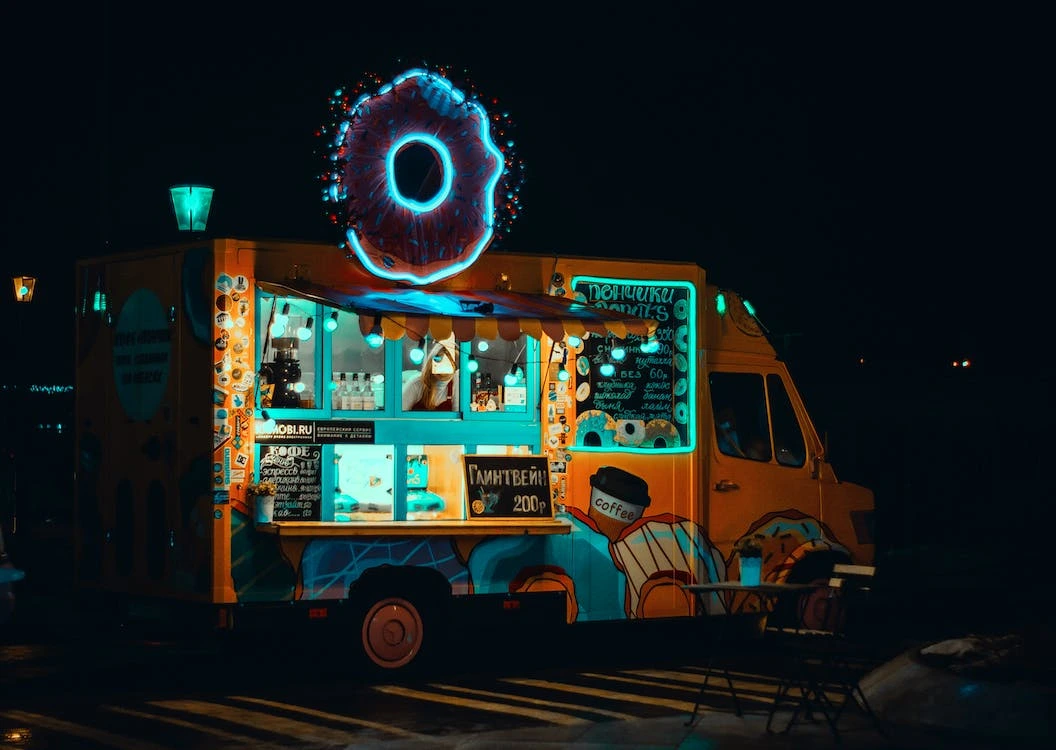 10 Things to Consider When Starting a Food Truck Business