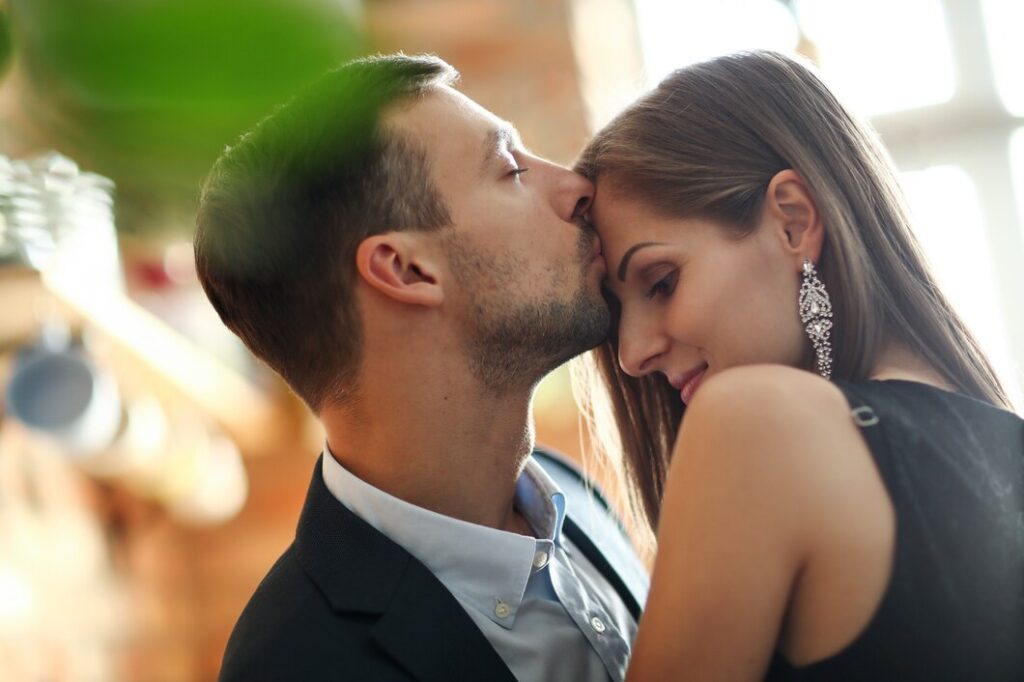 Forehead kiss