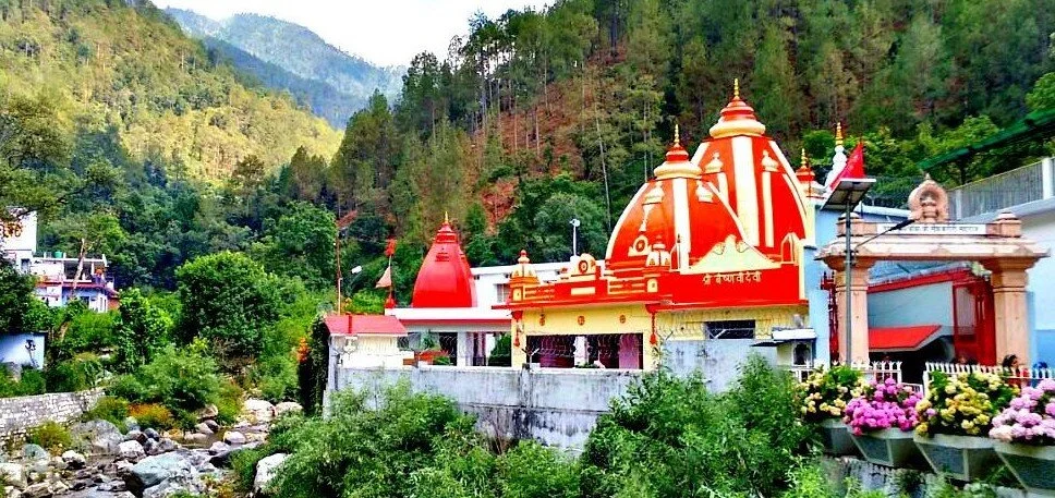 All About Kainchi Dham: Complete Guide to the Sacred Neem Karoli Baba Ashram